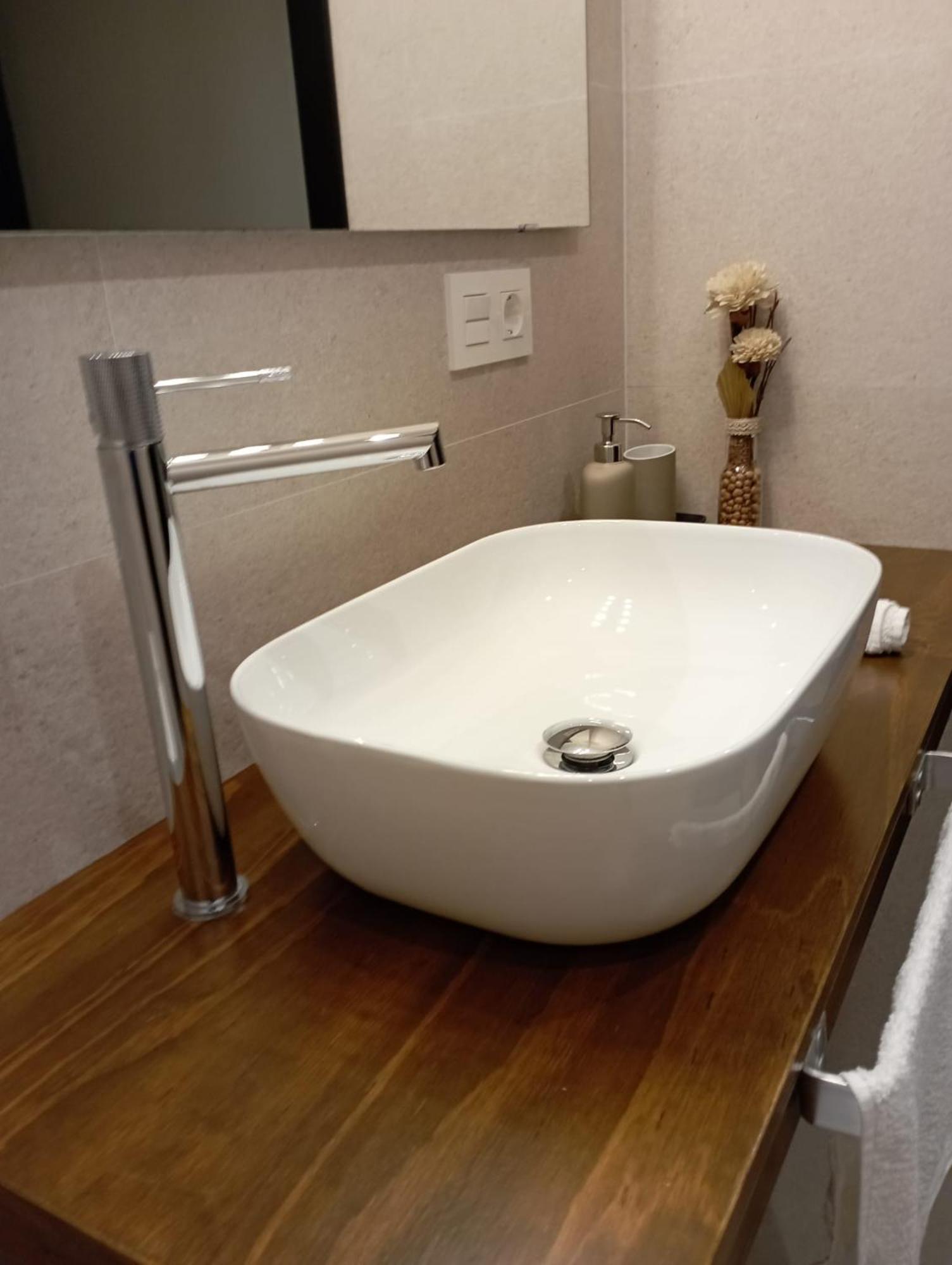 Apartamentos Vior Y Valdes 쿠딜레로 외부 사진
