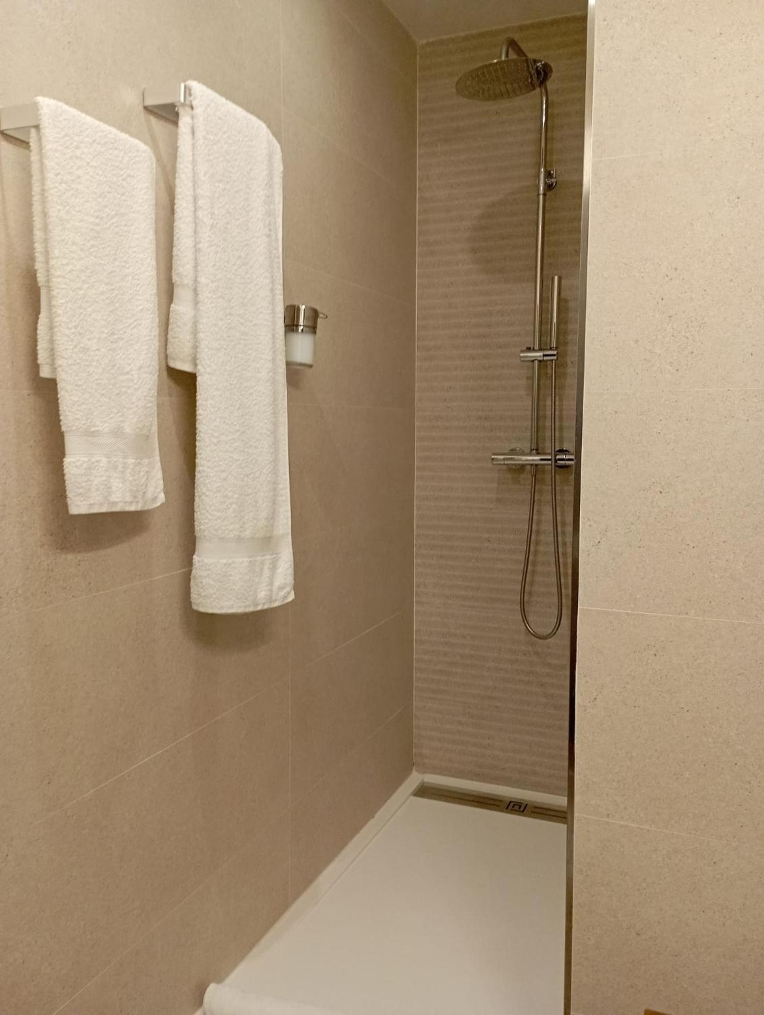 Apartamentos Vior Y Valdes 쿠딜레로 외부 사진