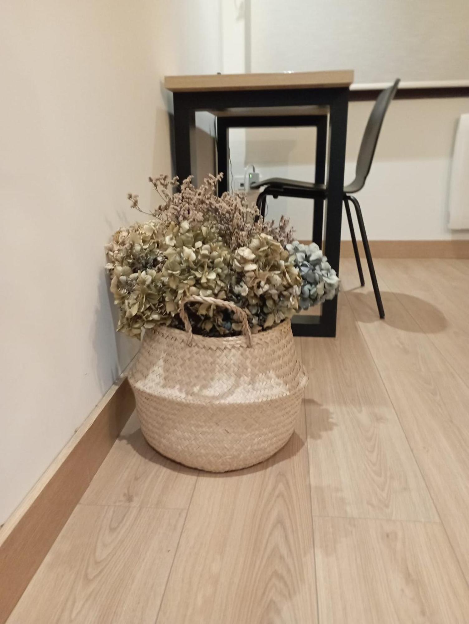 Apartamentos Vior Y Valdes 쿠딜레로 외부 사진